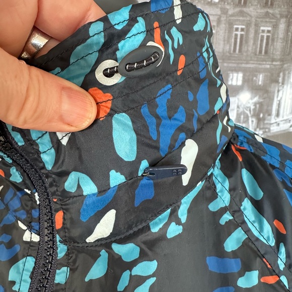 NWT Sweaty Betty Pack Away Jacket size large - Picture 14 of 16